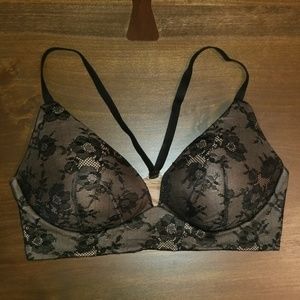 Body by Victoria Lightly Lined Plunge Bra